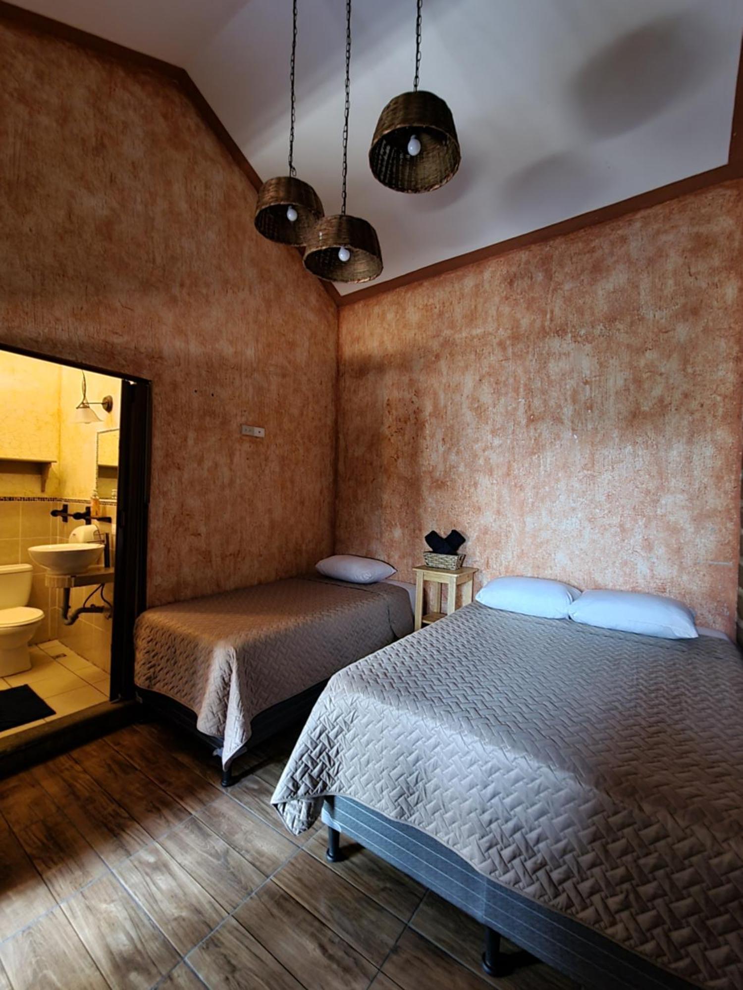 Central Hostel Boutique 危地马拉安地瓜 外观 照片