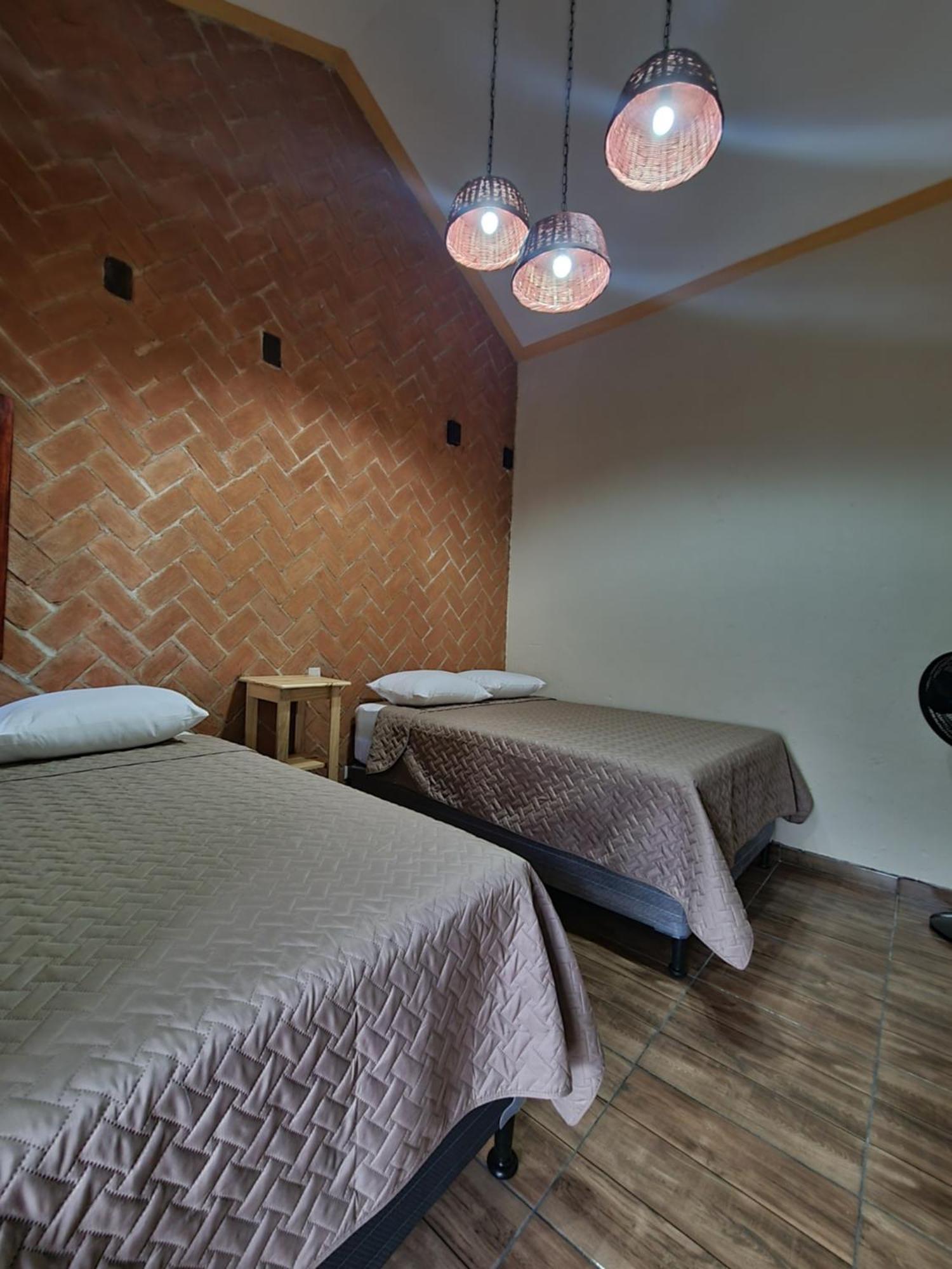 Central Hostel Boutique 危地马拉安地瓜 外观 照片